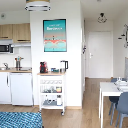 Le Panoramique - Parking, Tram A, Netflix Cenon