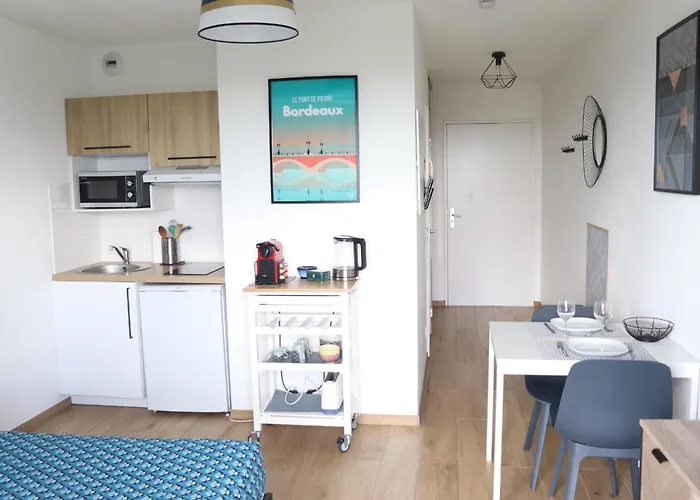 Le Panoramique - Parking, Tram A, Netflix Cenon